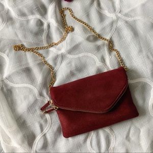 💕 4 for $20 Maroon Crossbody Gold Chain Strap